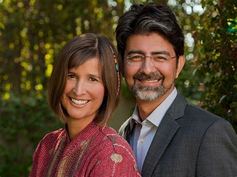 Pierre Omidyar – Family , Family Tree - Celebrity Family