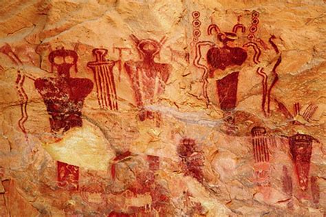 Apache Indians cave paintings show aliens and spaceships | Daily Star