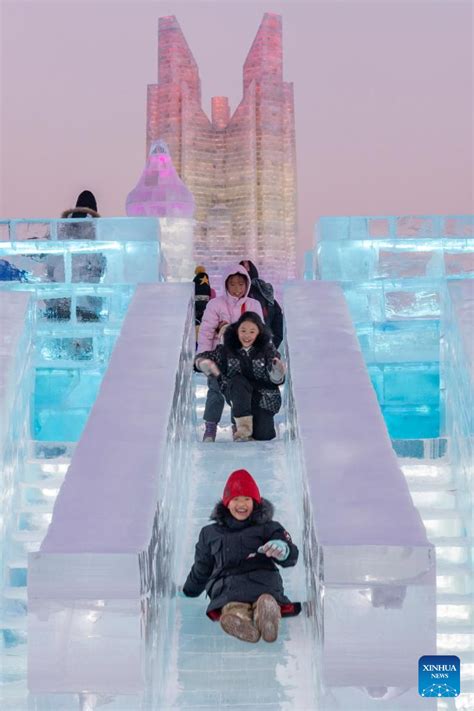 39th Harbin Int'l Ice and Snow Festival held in NE China-Xinhua