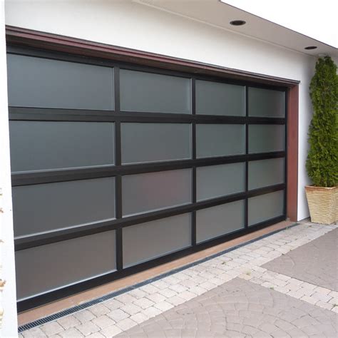 Modern Look Aluminum Frosted Glass Overhead Garage Door from China - Master Well Enterprise Limited