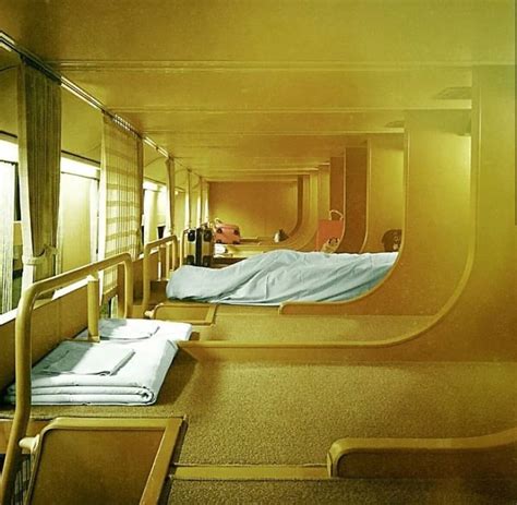 Japanese Sleeper Trains Interiors Are A Peaceful Oasis | Engineering Discoveries