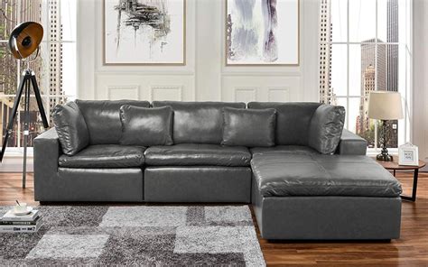 10 Exquisite Examples of Grey Leather Sectionals