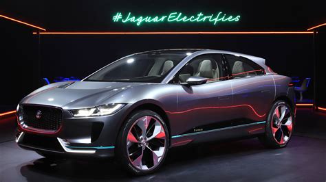 Jaguar I-Pace SUV: All-Electric Concept Specs, Photos, Price - Bloomberg