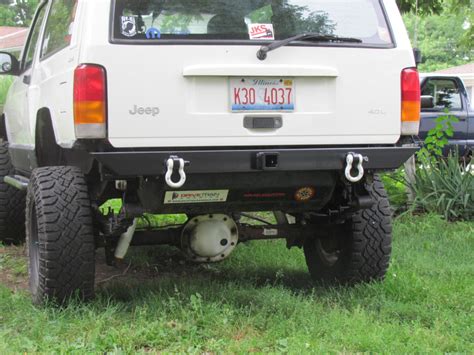 Affordable Rear Bumper-Jeep Cherokee XJ (84-01)