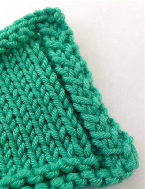 These 4 Stitches Will Instantly Improve Your Edges | Knit edge, Knitting, Knitting patterns