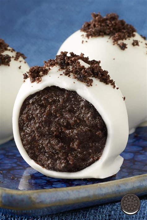 Oreo Cream Cheese Balls | Recipe | Chocolate baking, Desserts, Food