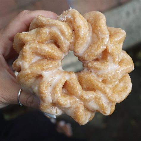 Glazed Cruller : r/FoodPorn