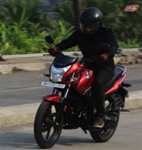 Honda CB Unicorn 160 Review » MotorOctane