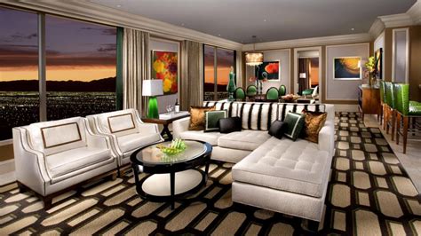 Bellagio C$ 108 (C̶$̶ ̶1̶,̶2̶5̶7̶). Las Vegas Hotel Deals & Reviews - KAYAK