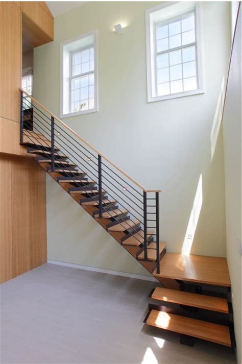 18 Interesting Options For Designing Stairs For The Attic