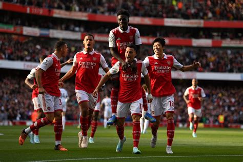 Video: Saka and Martinelli combine to give Arsenal very early lead