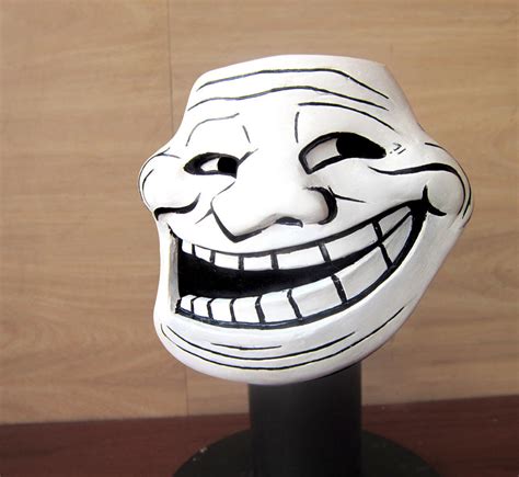 troll face mask by SHIZUKE1984 on DeviantArt