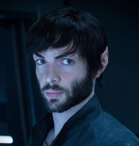 Spock has a beard in 'Star Trek: Discovery' Season 2