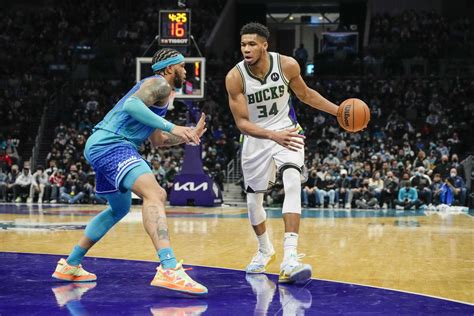 Bucks vs. Hornets Game Thread - Brew Hoop