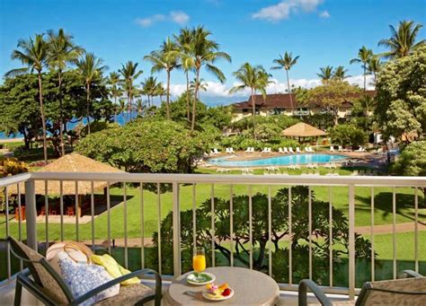 Pin by Dana Olson-Schultz on Favorite Places & Spaces | Kaanapali beach hotel, Kaanapali beach ...