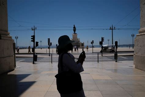 Portugal lifts COVID-19 travel ban on tourists from Brazil | Reuters