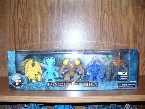 Pacific Rim Kaiju Otachi Baby