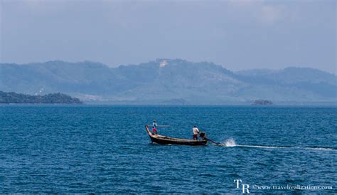 A sea cave, a canoe and a thrill in Phang Nga Bay, Phuket, Thailand!