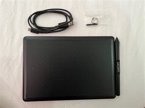 Wacom CTL-472 One by Wacom, Computers & Tech, Parts & Accessories, Other Accessories on Carousell