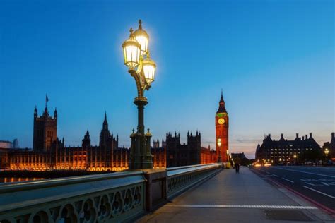 The Hidden Secrets of Westminster Bridge — London x London