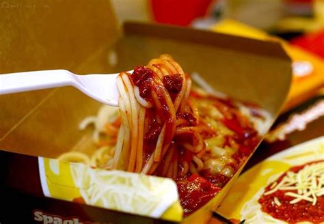 Cooking Jollibee Spaghetti is now made easy with this recipe! See the ...