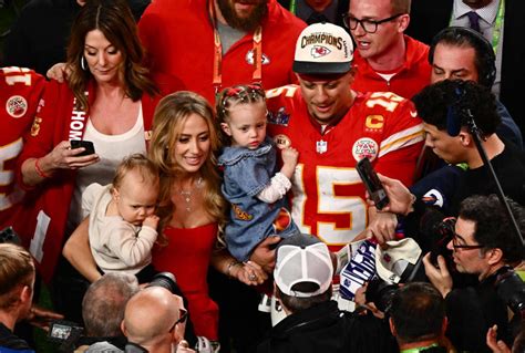 Patrick and Brittany Mahomes are expecting another girl! See how they ...