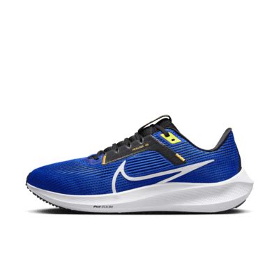 Nike Pegasus 40 Men's Road Running Shoes. Nike VN