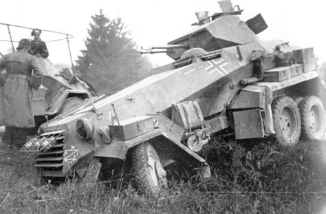 Wheeled armored vehicles of world war II. Part 11. German heavy armored car Sd.Kfz.231 (6-Rad)