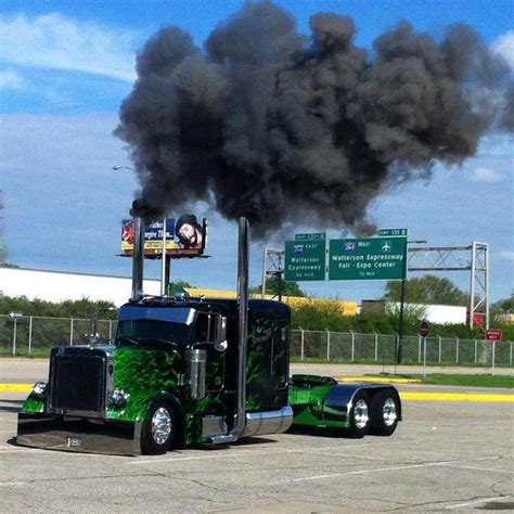 Peterbilt custom 379 Rollin coal Show Trucks, Big Rig Trucks, Old Trucks, Pickup Trucks, Cars ...