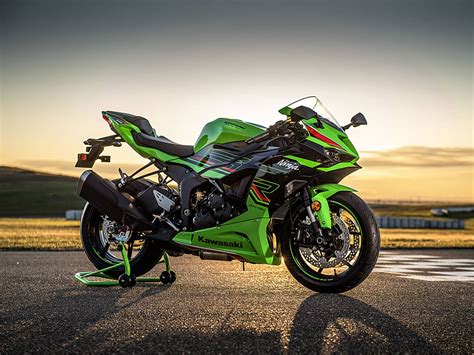 New 2024 Kawasaki Ninja ZX-6R KRT Edition Lime Green / Ebony ...