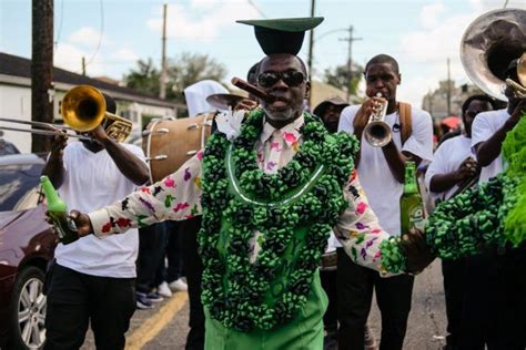 9 Reasons Louisianians Are Anything But Typical | Celebrities, Louisiana, Academic dress