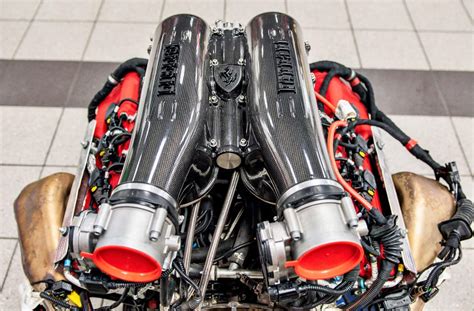 DT: Ferrari F430 Scuderia Complete Engine for Display | PCARMARKET