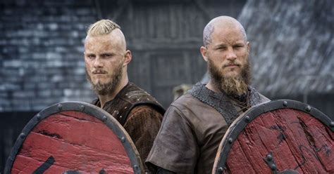 Vikings saison 6 : Ragnar toujours en vie ? Un acteur répond à la théorie - Purebreak