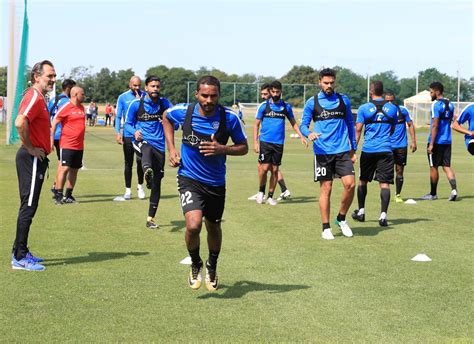 Departure and Arrival of Al Nasr first football team delegation to ...