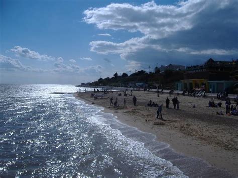 Clacton Beach - Essex | UK Beach Guide