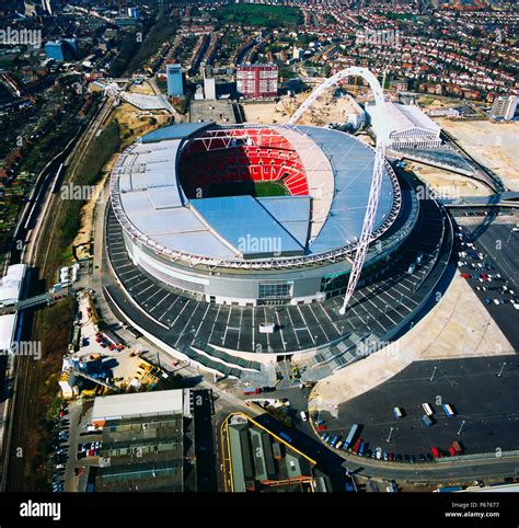 An aerial view wembley stadium hi-res stock photography and images - Alamy