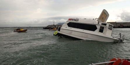 Safety concerns over Robben Island sinking ferry | Southern & East African Tourism Update