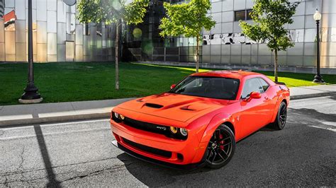 Get More Attitude with the Dodge Challenger SRT Hellcat Widebody