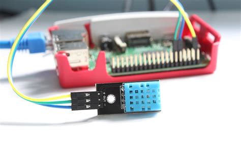 DHT11 Temperature and Humidity Sensor and the Raspberry Pi - Raspberry Pi Spy