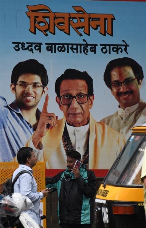 Shiv Sena (UBT) leaders meet Uddhav Thackeray at Matoshree