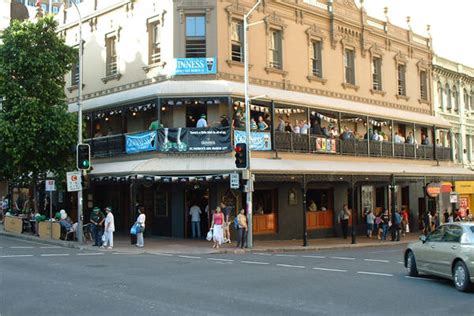 Outback Snack: Brisbane Pubs