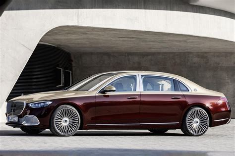 帝王座駕霸氣降臨，Mercedes-Maybach 正式發表全新 S-Class 車款！直接刷新你對奢華的想像