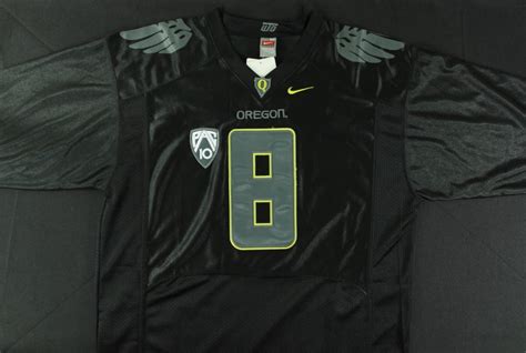 Marcus Mariota Signed Oregon Jersey (JSA COA) | Pristine Auction