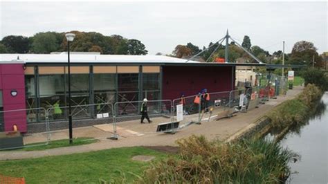 BBC News - Sleaford Leisure Centre to reopen after £2.85m revamp