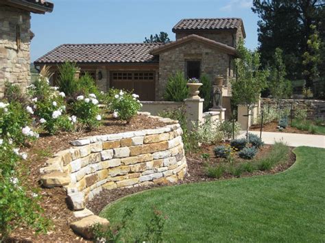 Backyard Retaining Wall Ideas - Amazing Backyard Ideas