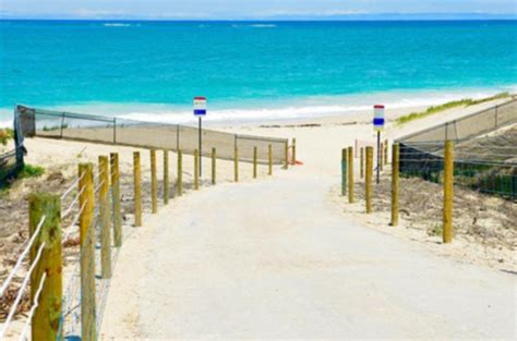 Eden Beach - It's a beautiful eye soothing beach in Puducherry.