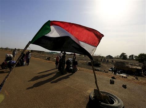 Sudan opens border with South Sudan for first time since 2011 | The Independent | The Independent