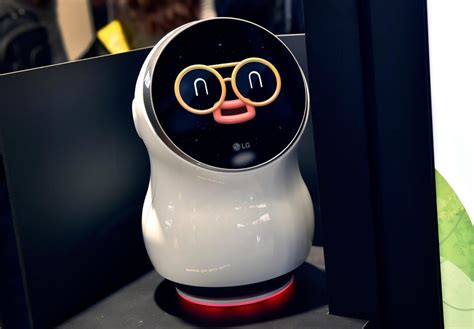 CES Showcases Robots (Again) And Demonstrates How They Can Provide Amazing Customer Service