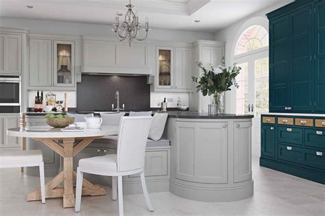 Luxury Kitchen Ideas | Classic Kitchens | davies & davies