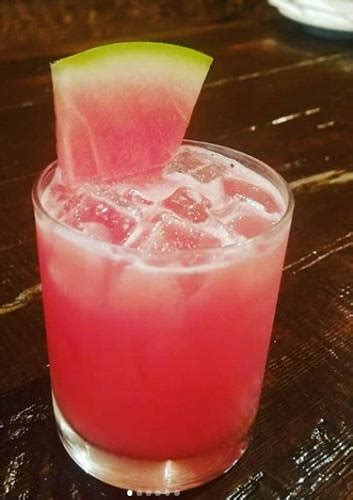 Watermelon Soju recipe ingredients - How to make a Watermelon Soju cocktail drink